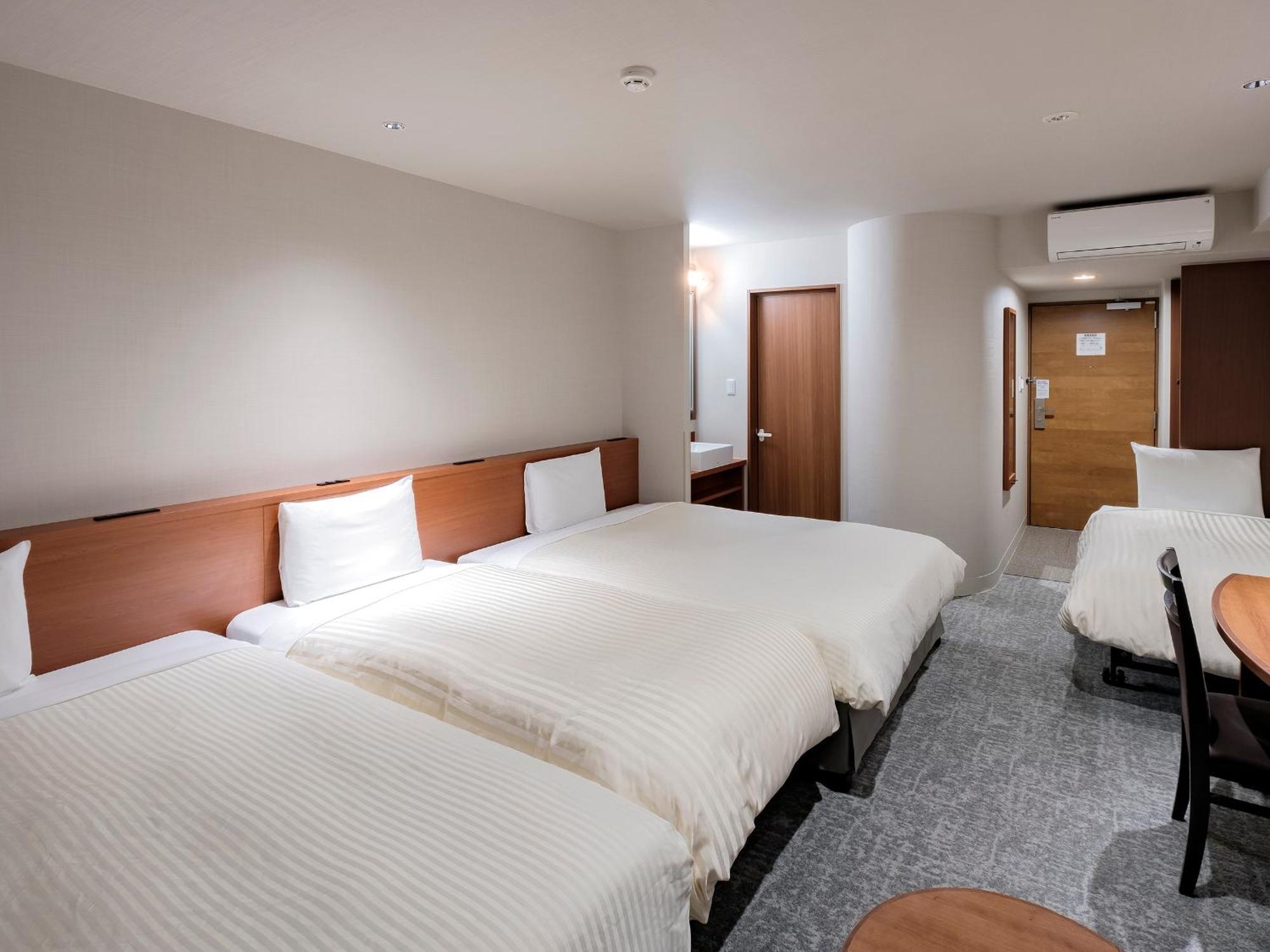 Vessel Hotel Мияконодзё Экстерьер фото